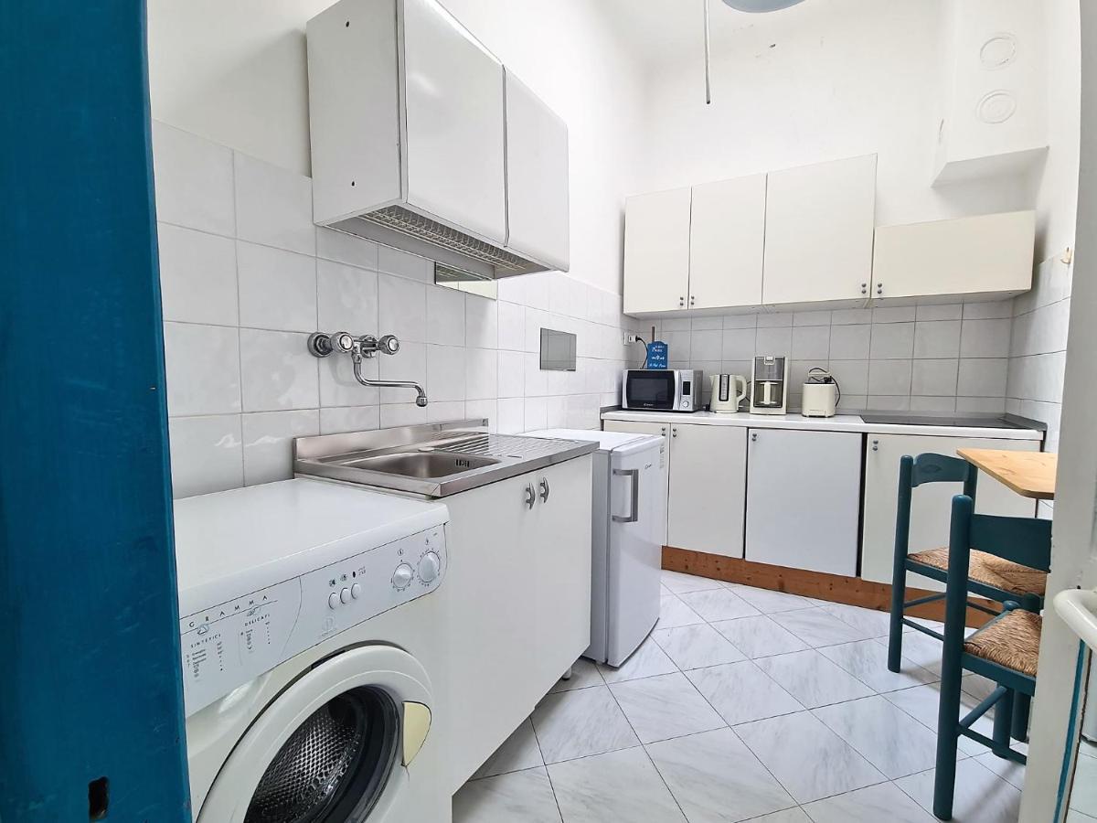 Casa Cici A 50 Mt Dal Mare Apartment Finale Ligure Exterior photo